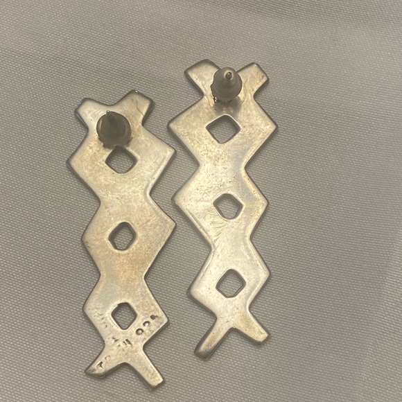 Artisan sterling crossed lightning post earrings - Picture 2 of 5